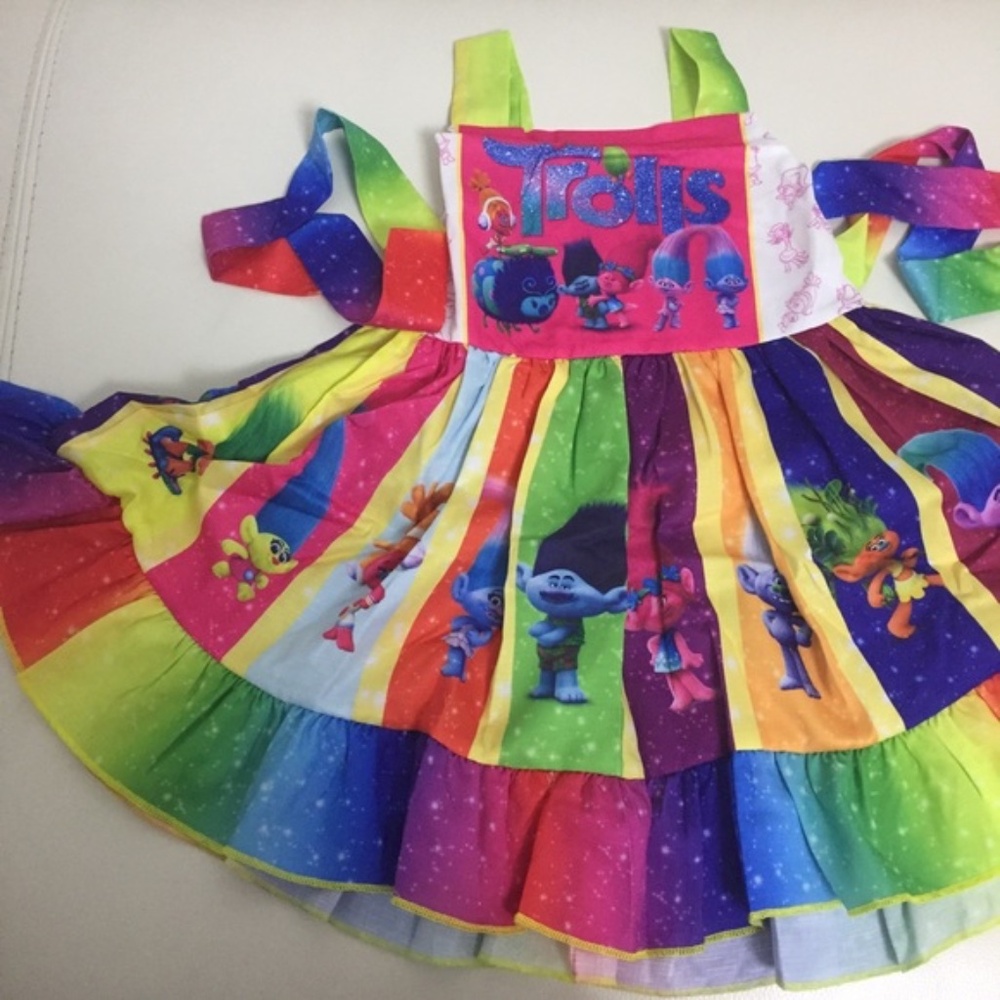 Boutique Cute Luxury Troll Dress - Picture 4 of 8
